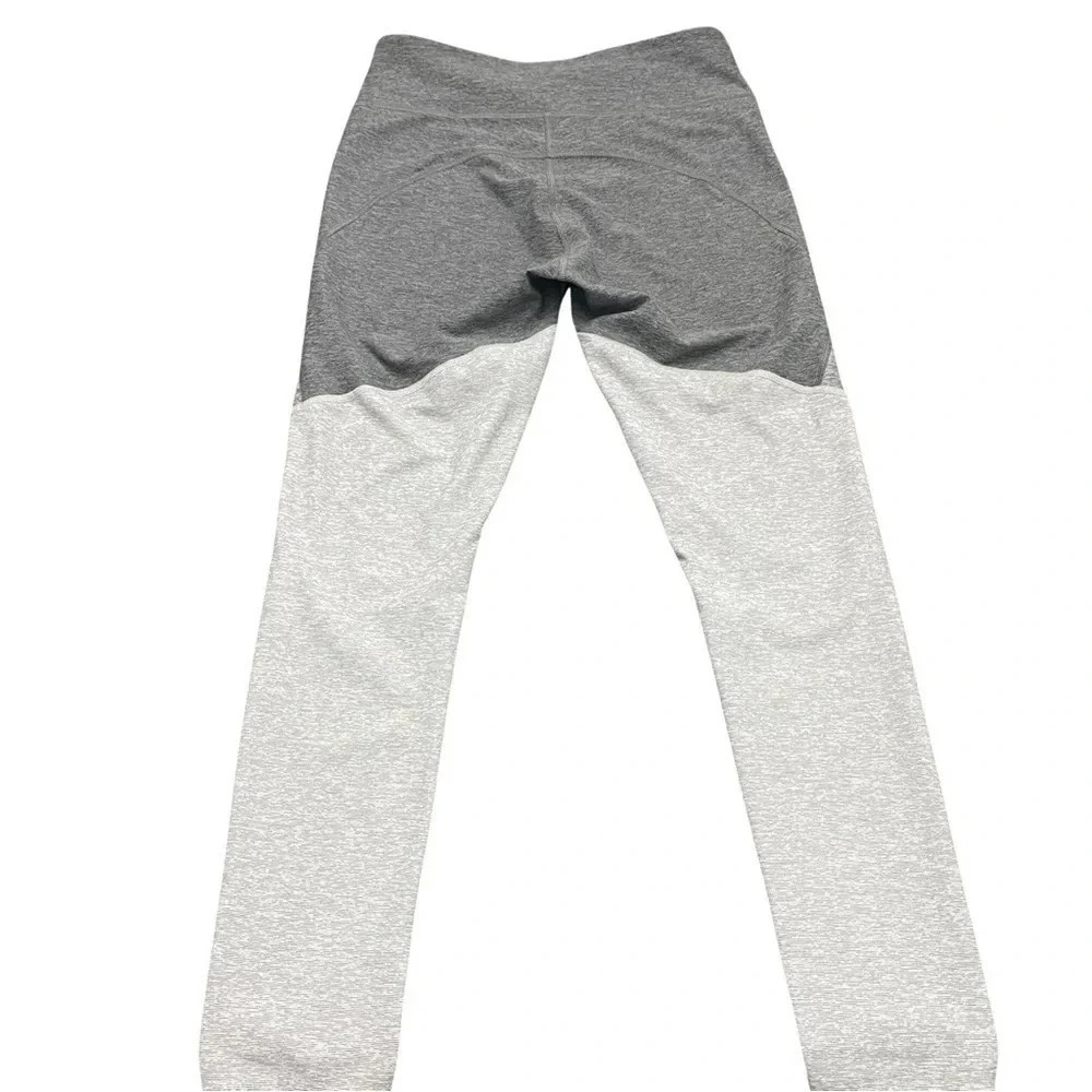EUC Outdoor Voices activewear leggings. Multi-tone gray color. Size Medium. - Picture 2 of 8